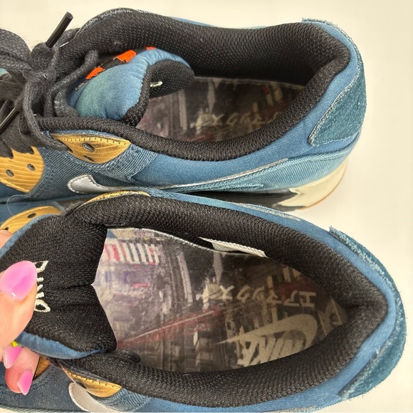 Nike Air Max 90 Tokyo City Pack Reflective Swoosh size 9 - Picture 6 of 10